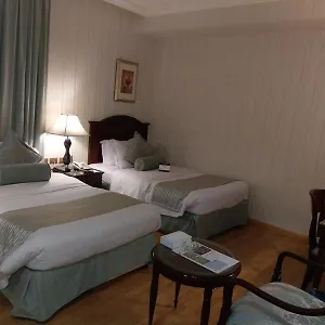 https://al-hamra-golden-tulip.hotelsdammam.com